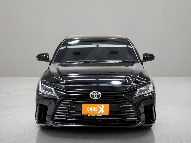 Toyota Yaris ATIV 2023 1.2 Premium Sedan เบนซิน ไม่ติดแก๊ส เกียร์อัตโนมัติ ดำ รูปที่ 2