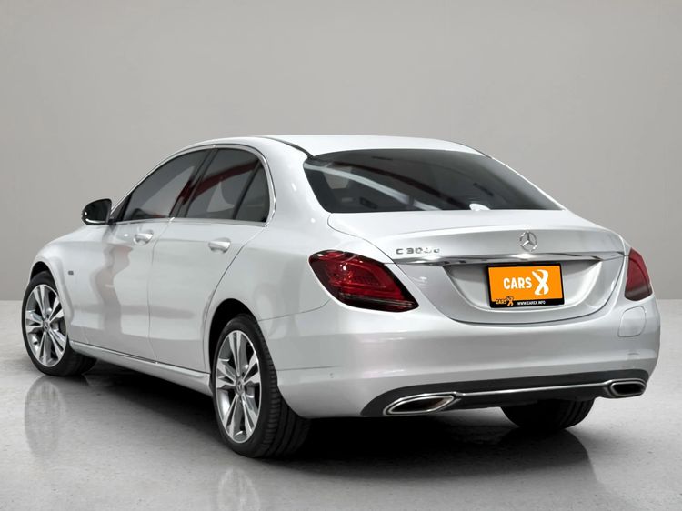 Mercedes-Benz C-Class 2019 C300 Sedan ปลั๊กอินไฮบริด (PHEV) ไม่ติดแก๊ส เกียร์อัตโนมัติ บรอนซ์เงิน รูปที่ 4