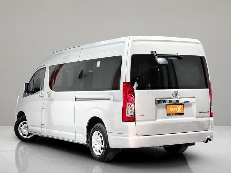 Toyota Commuter 2019 2.8 Van ดีเซล ไม่ติดแก๊ส เกียร์อัตโนมัติ บรอนซ์เงิน รูปที่ 4