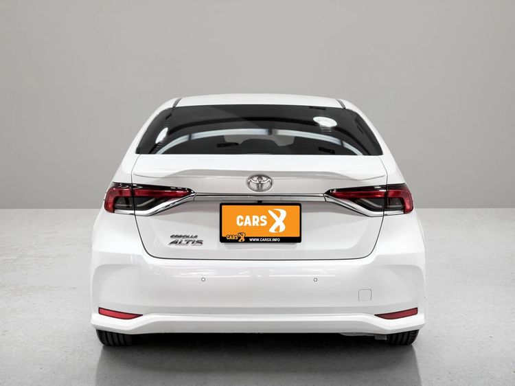 Toyota Altis 2023 1.6 G Sedan เบนซิน ไม่ติดแก๊ส เกียร์อัตโนมัติ ขาว รูปที่ 3