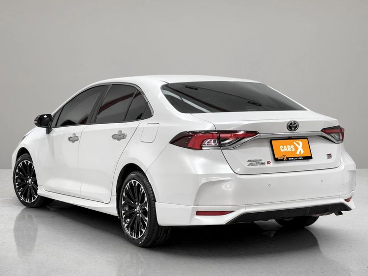 Toyota Altis 2022 1.8 GR Sport CVT Sedan เบนซิน ไม่ติดแก๊ส เกียร์อัตโนมัติ ขาว รูปที่ 4
