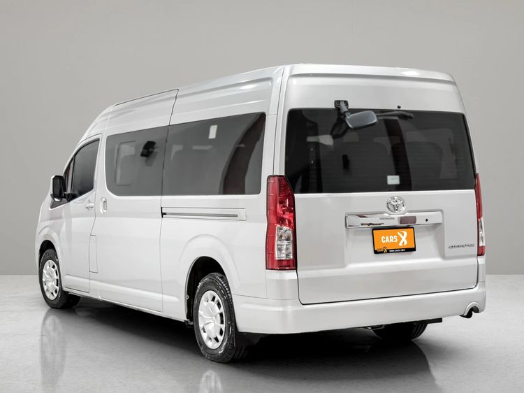 Toyota Commuter 2019 2.8 Van ดีเซล ไม่ติดแก๊ส เกียร์อัตโนมัติ บรอนซ์เงิน รูปที่ 4