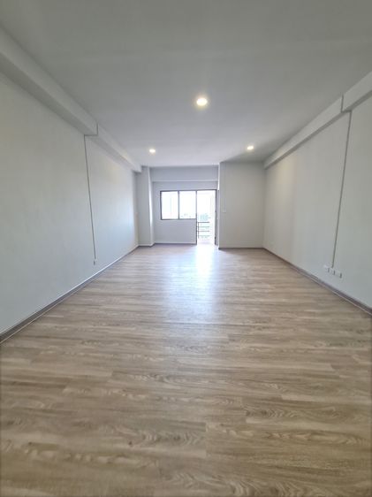 อื่นๆ ไม่อนุญาต ไม่มี ขายคอนโดรีโนเวทแล้ว ติด BTS สะพานใหม่ ห้องใหญ่ 38 ตร.ม. รูปที่ 4