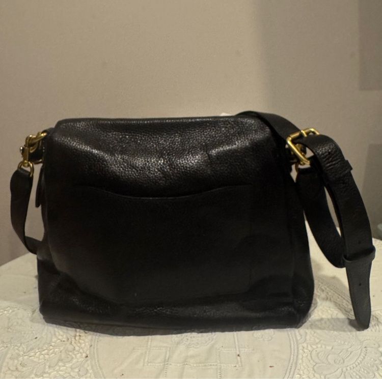 Coachแท้💯มือสอง สีดำรหัสC3954Coach Soft Pebble Leather May Shoulderbag Chalk Style (Black) รูปที่ 3