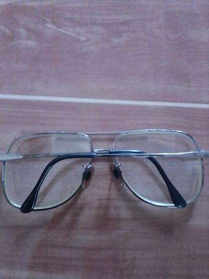 ขายแว่นตา กรอบโลหะผสมทองแดง ราคา 400 บาท