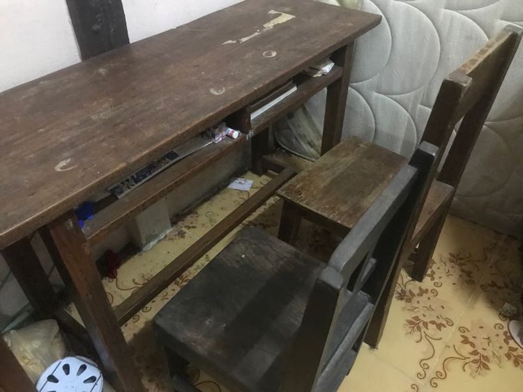 ชุดโต๊ะนักเรียนไม้สักงานเก่า รูปที่ 8