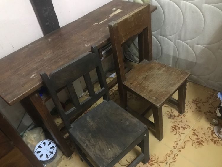 ชุดโต๊ะนักเรียนไม้สักงานเก่า รูปที่ 4