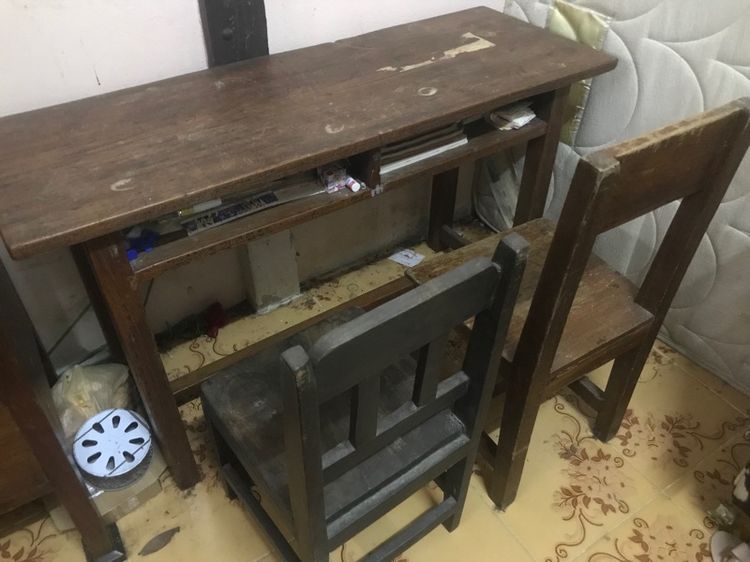 ชุดโต๊ะนักเรียนไม้สักงานเก่า รูปที่ 9