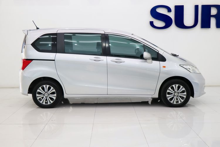 Honda Freed 2012 1.5 SE Utility-car เบนซิน ไม่ติดแก๊ส เกียร์อัตโนมัติ เทา รูปที่ 3