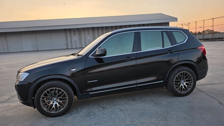 BMW X3 2013 2.0 xDrive20d Highline 4WD Sedan ดีเซล ไม่ติดแก๊ส เกียร์อัตโนมัติ ดำ รูปที่ 4
