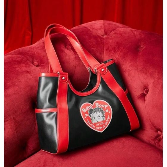 กระเป๋าทรงวินเทจ Betty boob ถือหรือคล้องไหล่วัสดุดีสีสวย แท้💯 รูปที่ 2