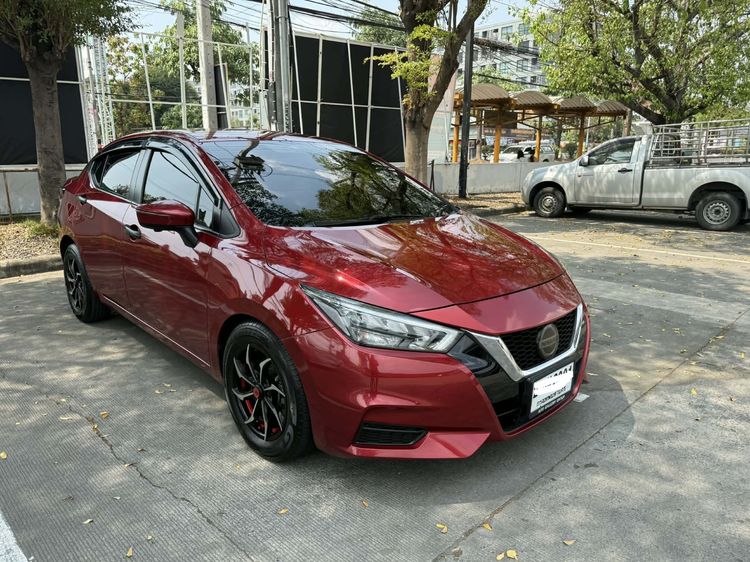 Nissan Almera 2021 1.0 V Sedan เบนซิน แดง