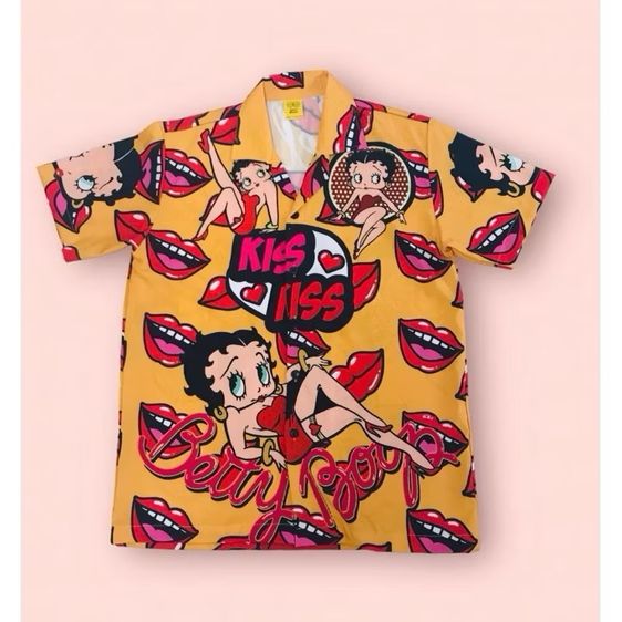 เสื้อเชิ้ตฮาวายแขนสั้น ลาย Betty Boop เสื้อเชิ้ตต่อลาย ผ้าไหมอิตาลีแท้ ผ้านิ่มใส่สบายไม่ร้อน ยับยาก ไม่ต้องรีด สีไม่ตก ไม่ย้วย ไม่หด รูปที่ 5