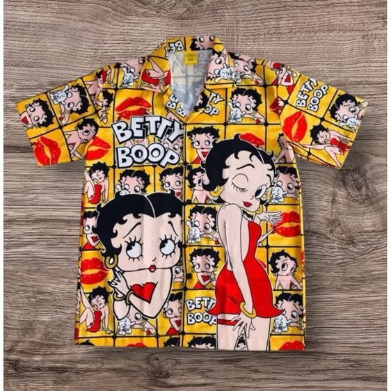 เสื้อเชิ้ตฮาวายแขนสั้น ลาย Betty Boop เสื้อเชิ้ตต่อลาย ผ้าไหมอิตาลีแท้ ผ้านิ่มใส่สบายไม่ร้อน ยับยาก ไม่ต้องรีด สีไม่ตก ไม่ย้วย ไม่หด รูปที่ 7