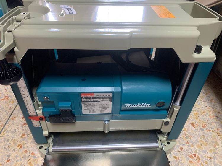 กบแท่นรีดไม้ makita 2012NB 12 นิ้วสภาพนางฟ้าเหมือนใหม่ไม่ได้ผ่านการใช้งานอุปกรณ์ครบพร้อมกล่องคู่มือพร้อมใช้งาน รูปที่ 3