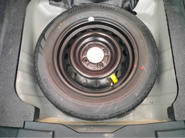 Toyota Vios 2014 1.5 E Sedan เบนซิน ไม่ติดแก๊ส เกียร์อัตโนมัติ เทา รูปที่ 4