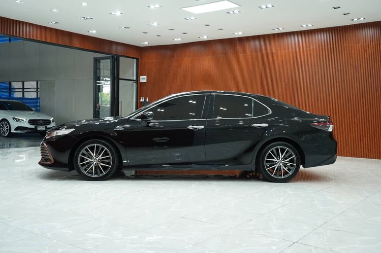 Toyota Camry 2022 2.5 HV Premium Sedan ไฮบริด เกียร์อัตโนมัติ ดำ รูปที่ 4