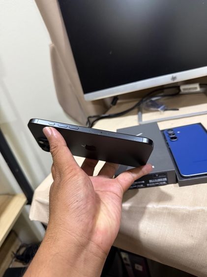 iPhone 16 Pro Max 256GB Titanium Black เดิมๆ กล้องสวย สแกนหน้าปกติ แบต 90 สอบถามได้คัฟ  รูปที่ 7