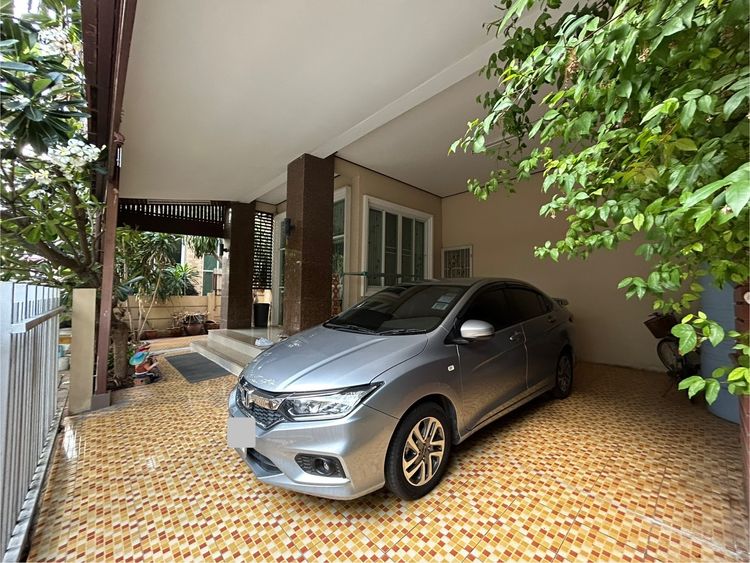 อื่นๆ มีบางส่วน 2012 BTS Punnawithi (Sukhumvit101) House - 0891159972 รูปที่ 2