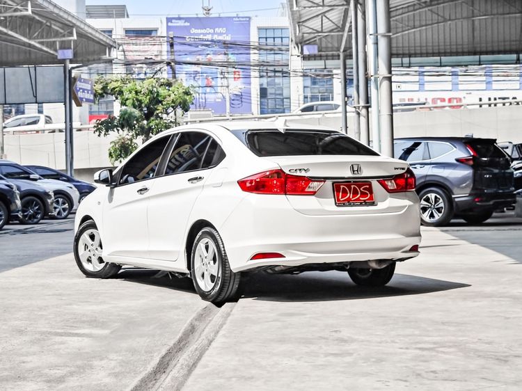 Honda City 2014 1.5 V Plus i-VTEC Sedan เบนซิน LPG เกียร์อัตโนมัติ ขาว รูปที่ 3