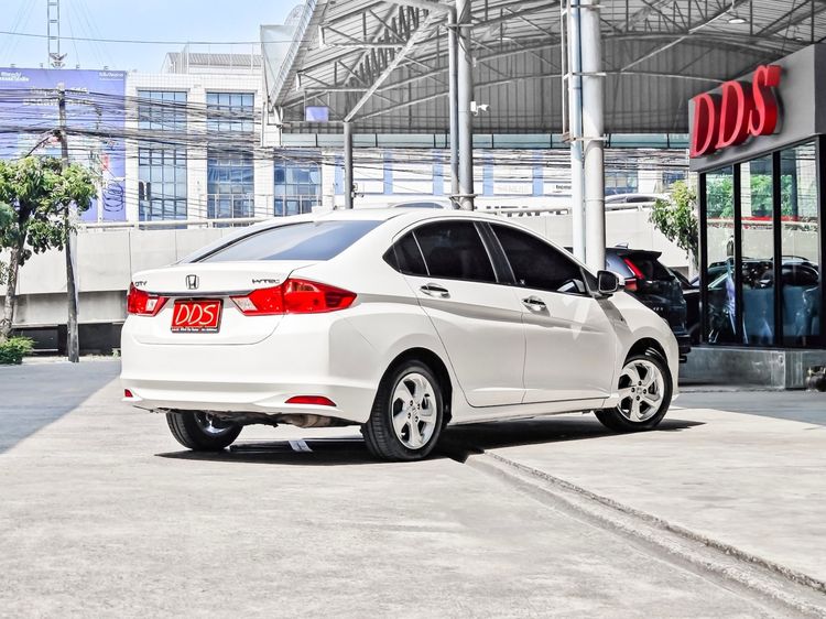 Honda City 2014 1.5 V Plus i-VTEC Sedan เบนซิน LPG เกียร์อัตโนมัติ ขาว รูปที่ 2