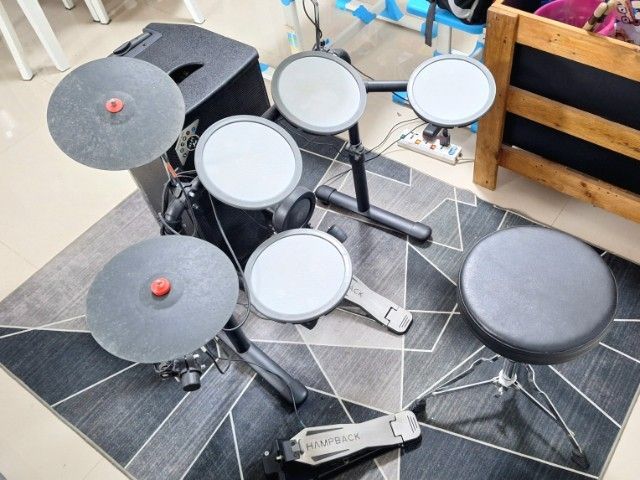 ขาย กลองชุดไฟฟ้า เก้าอี้ และลำโพง รูปที่ 6