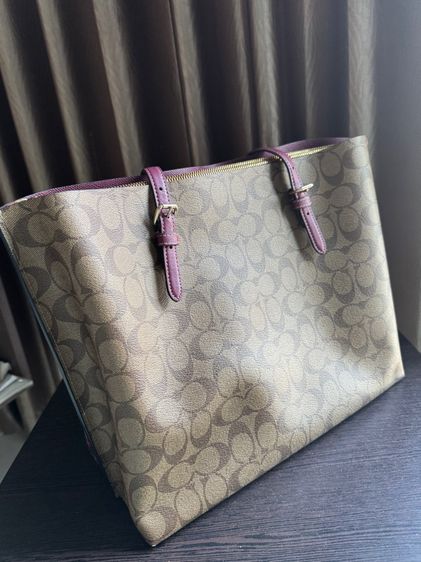 Coach Jumbo Floral Mollie tote  3Compartment handbag รูปที่ 2