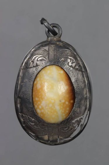 พระเครื่อง รูปที่ 2