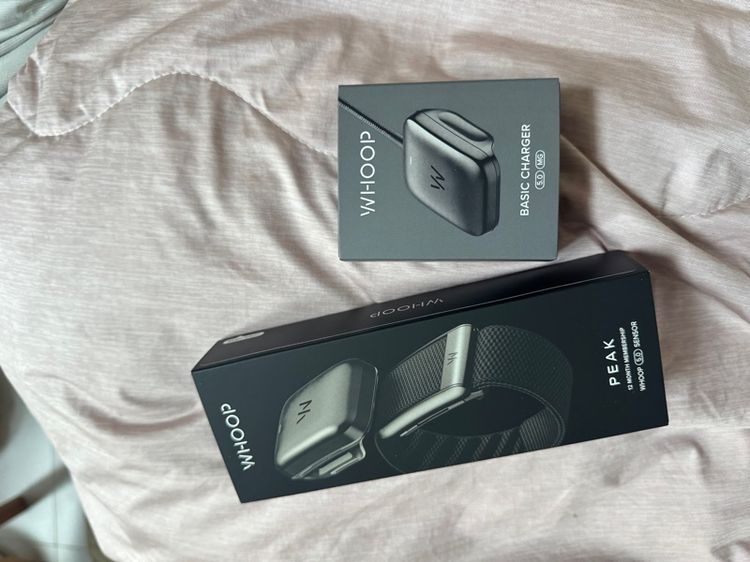 WHOOP Peak 5.0 12month membership and charger