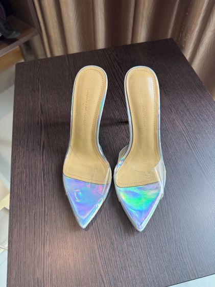 รองเท้าส้นสูงปลายแหลมคาดใส  รูปที่ 3