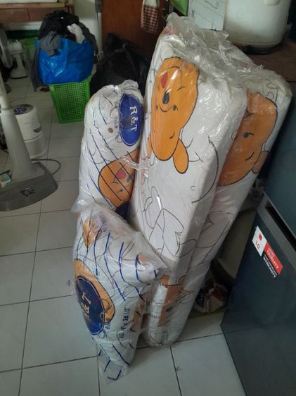 ที่นอน3.5ฟุต พร้อมหมอนและหมอนข้าง รูปที่ 3