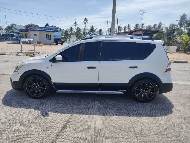 Nissan Livina 2014 1.6 V Van เบนซิน ไม่ติดแก๊ส เกียร์อัตโนมัติ ขาว รูปที่ 3