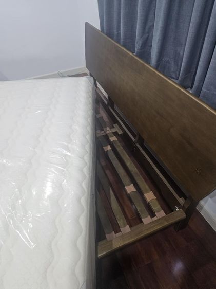 ขายที่นอน 6ฟุต Slumberland รุ่น Premio deluxe แถมเตียง รูปที่ 3