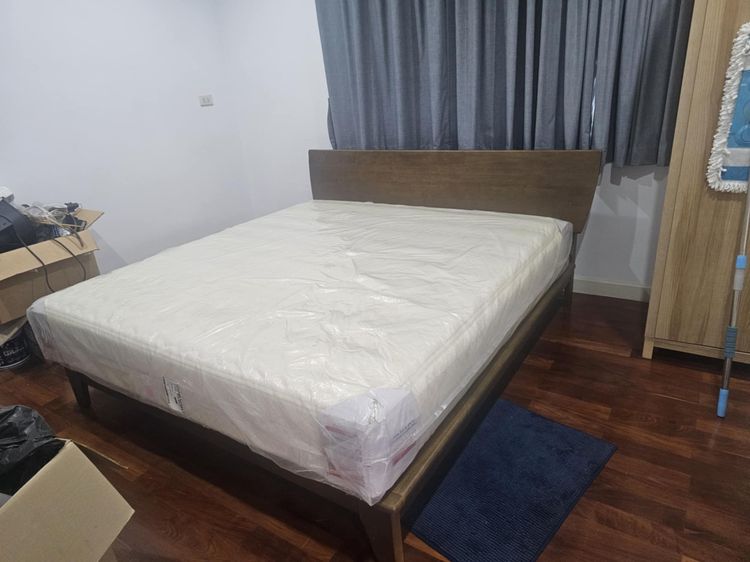 ขายที่นอน 6ฟุต Slumberland รุ่น Premio deluxe แถมเตียง รูปที่ 2