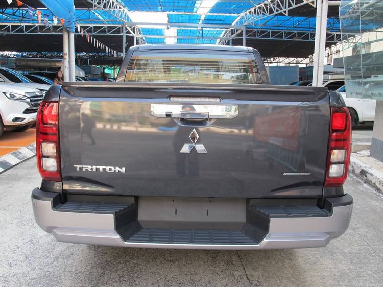 Mitsubishi Triton 2025 All New Double Cab 2.4 4WD Prime Pickup ดีเซล ไม่ติดแก๊ส เกียร์ธรรมดา ดำ รูปที่ 4