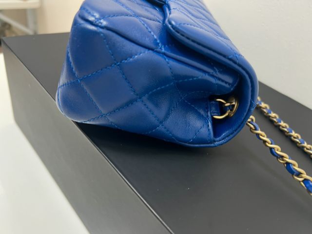 Used Like New – CHANEL Mini 8 Holo 30 รูปที่ 3