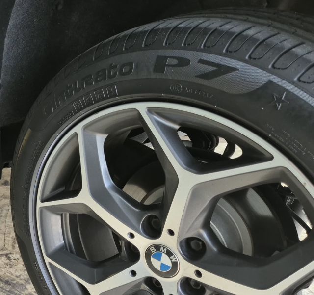 ขายยาง 225 50 18 ปี2222 Pirelli P7 RFT 1คู่ 