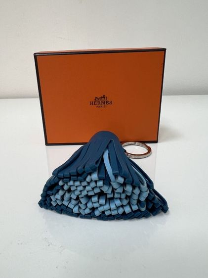 Hermes Tri-Color Carmen Key Ring รูปที่ 9