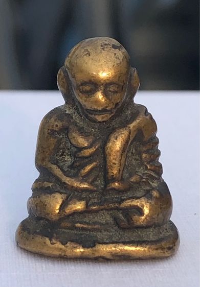 รูปหล่อหลวงพ่อเงิน เนื้อเก่าๆ