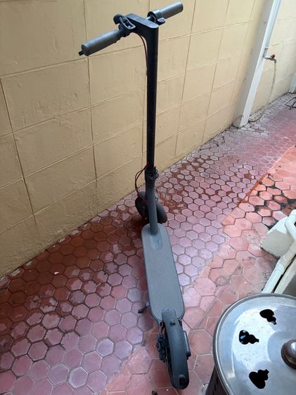 สกู๊ตเตอร์ไฟฟ้า Xiaomi Scooter Essential รูปที่ 2