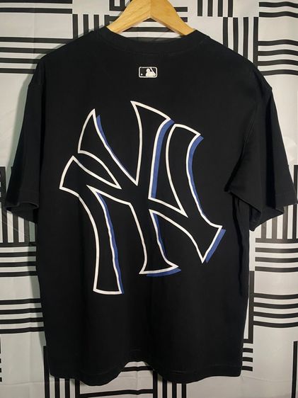 เสื้อยืด MLB รุ่น Basic Mega Logo Oversized-Fit T-Shirt สีดำ รูปที่ 2