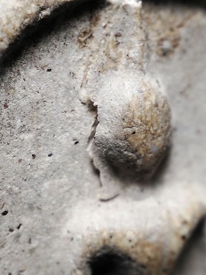 พระสมเด็จตามสภาพเลยครับ รูปที่ 8