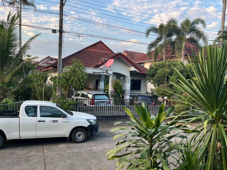 อื่นๆ ตกแต่งครบ สร้างเสร็จก่อน 2010 ขายบ้านพร้อมที่ดิน รูปที่ 4