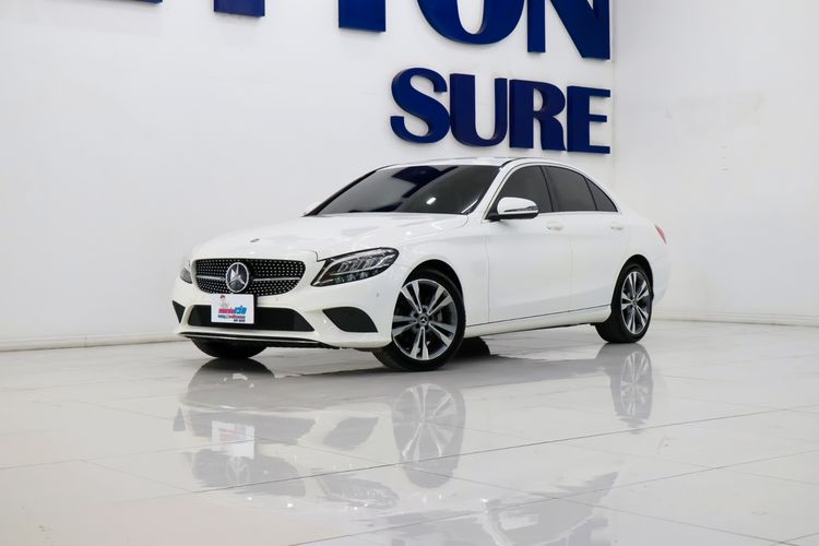 รถ Mercedes-Benz C-Class C220 สี ขาว