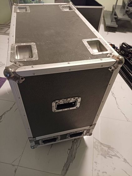 ขายกล่องใส่ลำโพง RCF สั่งทำพิเศษ สภาพดี ราคาถูก รูปที่ 9