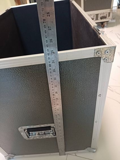 ขายกล่องใส่ลำโพง RCF สั่งทำพิเศษ สภาพดี ราคาถูก รูปที่ 2
