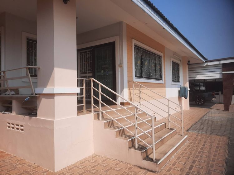 อื่นๆ มีบางส่วน 2021 ขาย-ให้เช่าบ้านเดี่ยวชั้นเดียว หมู่บ้านสวัสดิการทหารบก เชียงใหม่ (เป็นหมู่บ้านข้าราชการขนาดใหญ่577หลังคาเรือน) พื้นที่100ตารางวา 3ห้องนอน รูปที่ 3