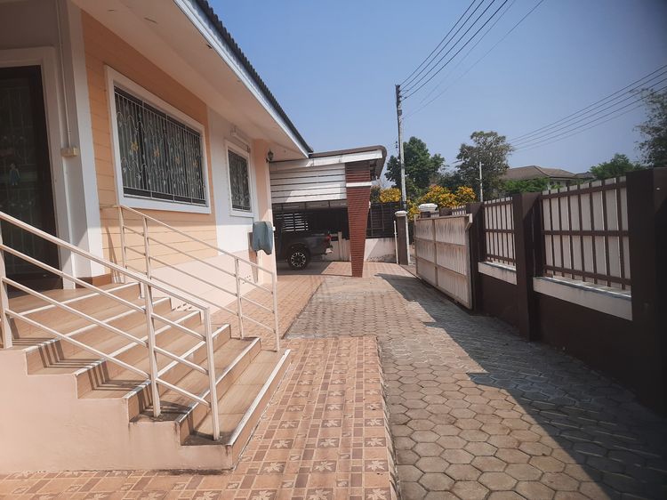 อื่นๆ มีบางส่วน 2021 ขาย-ให้เช่าบ้านเดี่ยวชั้นเดียว หมู่บ้านสวัสดิการทหารบก เชียงใหม่ (เป็นหมู่บ้านข้าราชการขนาดใหญ่577หลังคาเรือน) พื้นที่100ตารางวา 3ห้องนอน รูปที่ 3