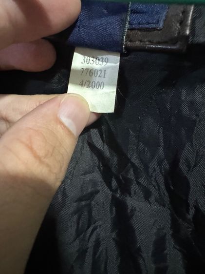 เสื้อหนัง GAP รูปที่ 4