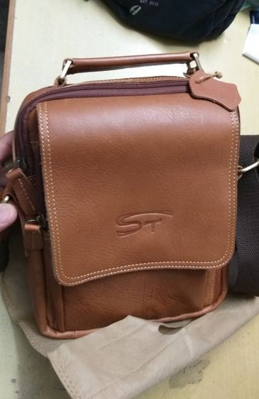 กระเป๋าหนังแท้